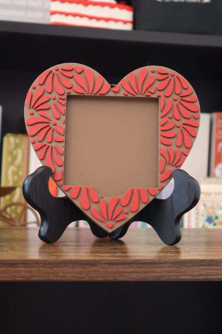 Talavera Inspired Heart Posted Note Holder Brown & Red